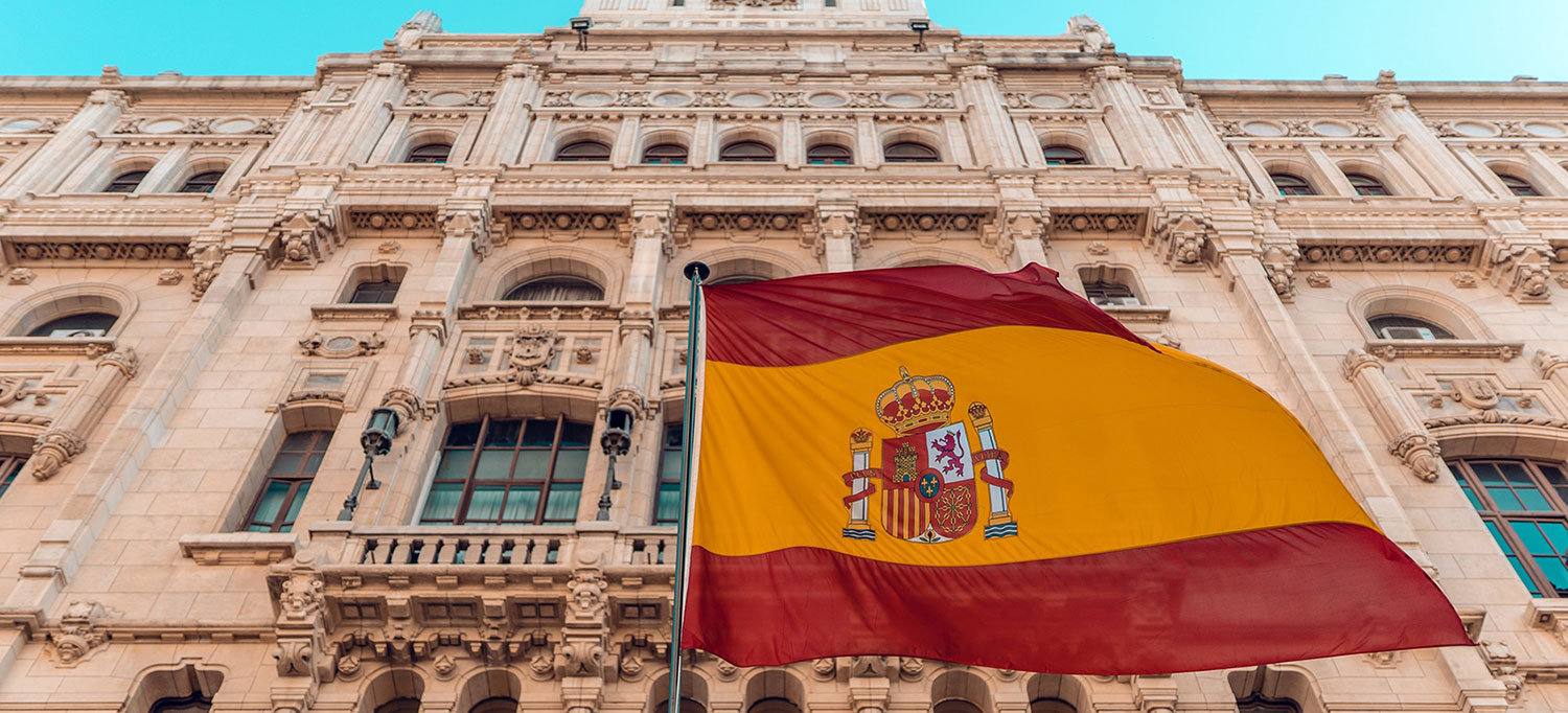 Spain passes legislation moving towards mandatory B2B e-invoicing